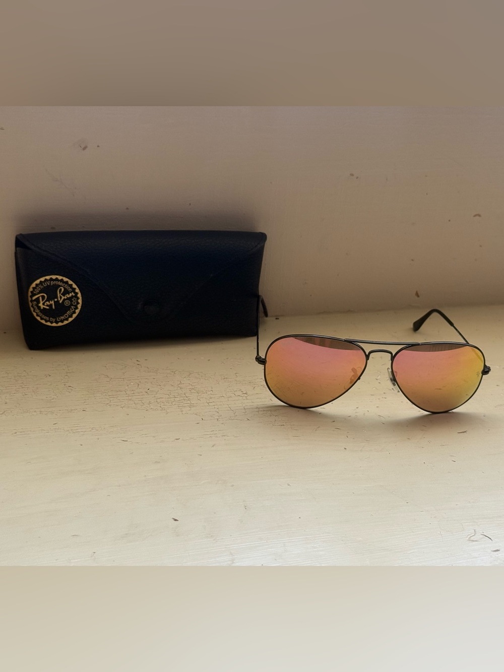 Ray-Ban Aviator flash lens Sunglasses with Pink Mirrored Lenses